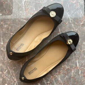 Michael Kors leather Dixie ballet flats 8.5